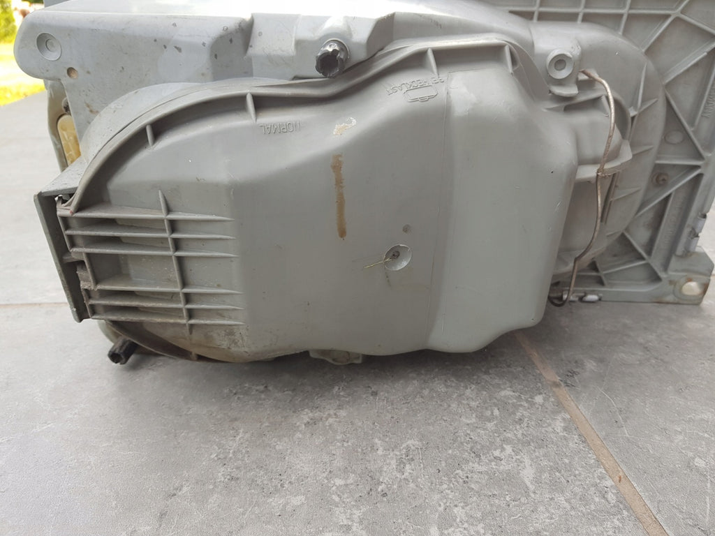 Frontscheinwerfer Mercedes-Benz W123 1305620201 Rechts Scheinwerfer Headlight SCH7378049901gl