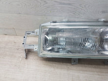 Laden Sie das Bild in den Galerie-Viewer, Frontscheinwerfer Honda Legend TYH6764 Rechts Scheinwerfer Headlight