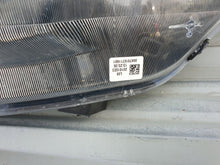 Laden Sie das Bild in den Galerie-Viewer, Frontscheinwerfer Iveco Daily I 5801473750 Links Scheinwerfer Headlight SCH5277889514qo