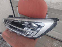 Load image into Gallery viewer, Frontscheinwerfer Ford Focus JX7B-13E015-AE JX7B-13E014-AE LED Links Headlight SCH5843850171wh