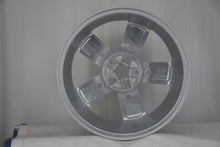 Load image into Gallery viewer, 1x Alufelge 17 Zoll 7.0" 5x112 49ET Glanz Silber 5F0601025T Seat Rim Wheel FEL4965269272vo