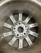 Laden Sie das Bild in den Galerie-Viewer, 1x Alufelge 16 Zoll 6.5&quot; 5x112 46ET 8Y0601025BM Audi Rim Wheel