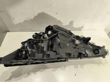 Laden Sie das Bild in den Galerie-Viewer, Frontscheinwerfer Toyota Rav 4 Rechts Scheinwerfer Headlight SCH6531259242sa