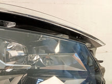 Laden Sie das Bild in den Galerie-Viewer, Frontscheinwerfer Skoda Kamiq 655941016C Rechts Scheinwerfer Headlight SCH6738176117of