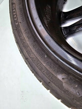 Laden Sie das Bild in den Galerie-Viewer, 1x Alufelge 17 Zoll 6856087 BMW 1 F40 Rim Wheel FEL4961258447cz