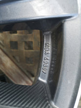 Load image into Gallery viewer, 1x Alufelge 19 Zoll 7.0&quot; 5x114.3 40ET KE409-4E400 Nissan X-Trail Qashqai Kadjar