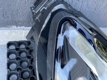 Laden Sie das Bild in den Galerie-Viewer, Frontscheinwerfer Audi A3 8Y0941034 Full LED Rechts Scheinwerfer Headlight