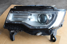 Load image into Gallery viewer, Frontscheinwerfer Jeep Grand Cherokee Wk2 68144709AC Links Headlight SCH5947874275ht