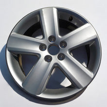 Laden Sie das Bild in den Galerie-Viewer, 1x Alufelge 16 Zoll 6.5&quot; 5x100 43ET 6Q0601025 VW Golf Polo Iv Rim Wheel