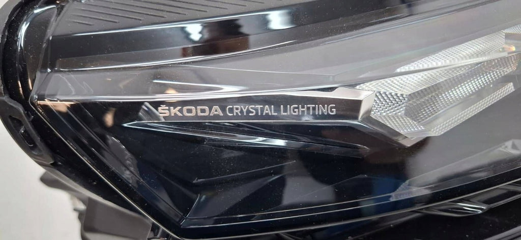 Frontscheinwerfer Skoda Kamiq 0021377709 658941015B Rechts Headlight SCH9251843286ai