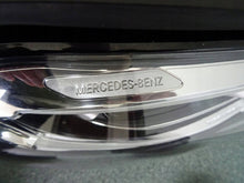 Laden Sie das Bild in den Galerie-Viewer, Frontscheinwerfer Mercedes-Benz Glc C253 X253 A2539067001 Ein Satz Headlight SCH4587865099iv