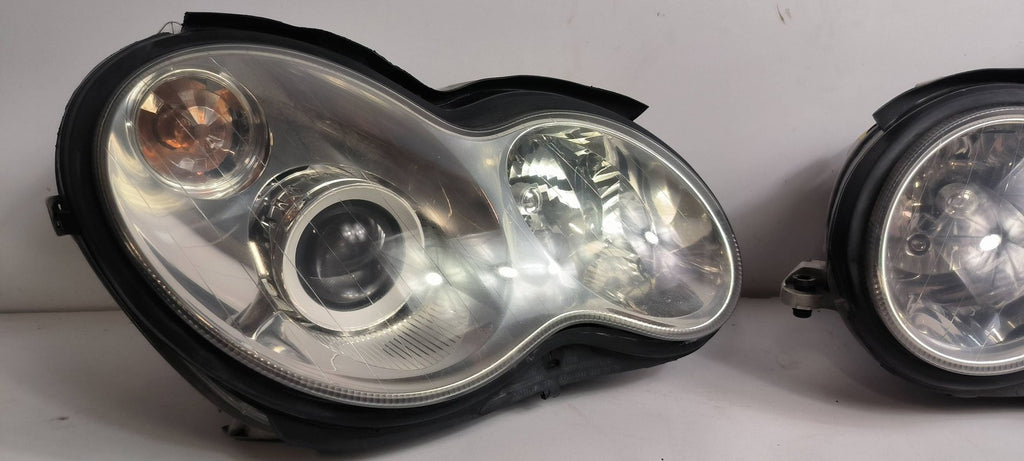 Frontscheinwerfer Mercedes-Benz W203 A2038203761 Xenon Ein Satz Headlight SCH5160641277kl
