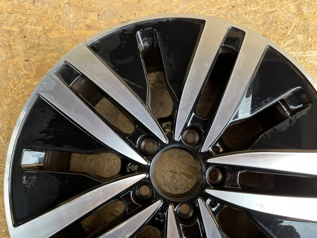 1x Alufelge 17 Zoll 6.5" 5x112 44ET A1774010200 Mercedes-Benz W177 Rim Wheel