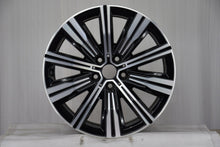Load image into Gallery viewer, 1x Alufelge 18 Zoll 7.5" 5x112 25ET Glanz 6883524 BMW 1 Rim Wheel FEL4000332260rh