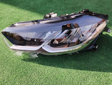 Laden Sie das Bild in den Galerie-Viewer, Frontscheinwerfer VW Polo 2G1941005 LED Links Scheinwerfer Headlight SCH1474265506rv