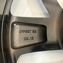 Load image into Gallery viewer, 1x Alufelge 18 Zoll 7.5" 5x114.3 52ET 52910-J9300 Hyundai Rim Wheel FEL4980841577xo