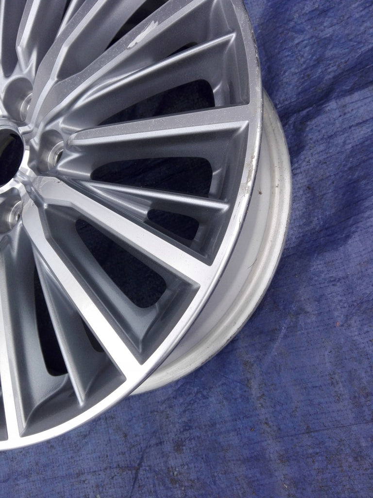 1x Alufelge 18 Zoll 7.0" 5x114.3 38ET Mitsubishi Outlander Rim Wheel