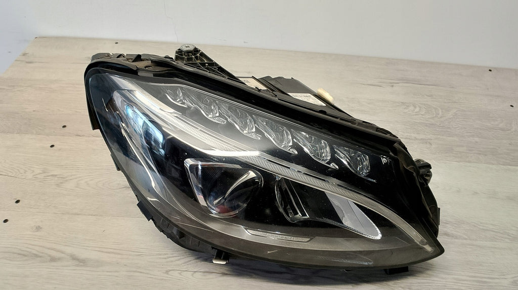 Frontscheinwerfer Mercedes-Benz W205 A2058200661 LED Rechts Headlight SCH2807061184gp