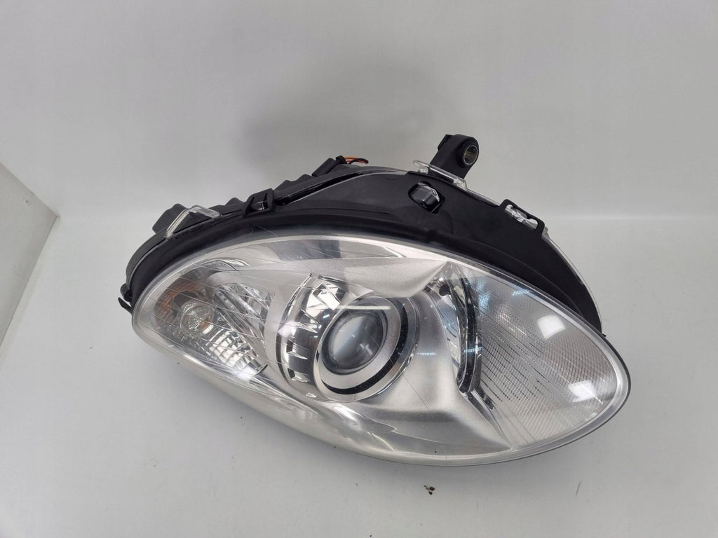 Frontscheinwerfer Mercedes-Benz W251 Rechts Scheinwerfer Headlight SCH7122578004in