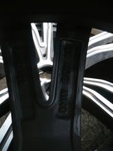 Load image into Gallery viewer, 1x Alufelge 19 Zoll 8.0" 5x112 27ET 8089896 BMW G21 G20 Rim Wheel FEL6625559749ev