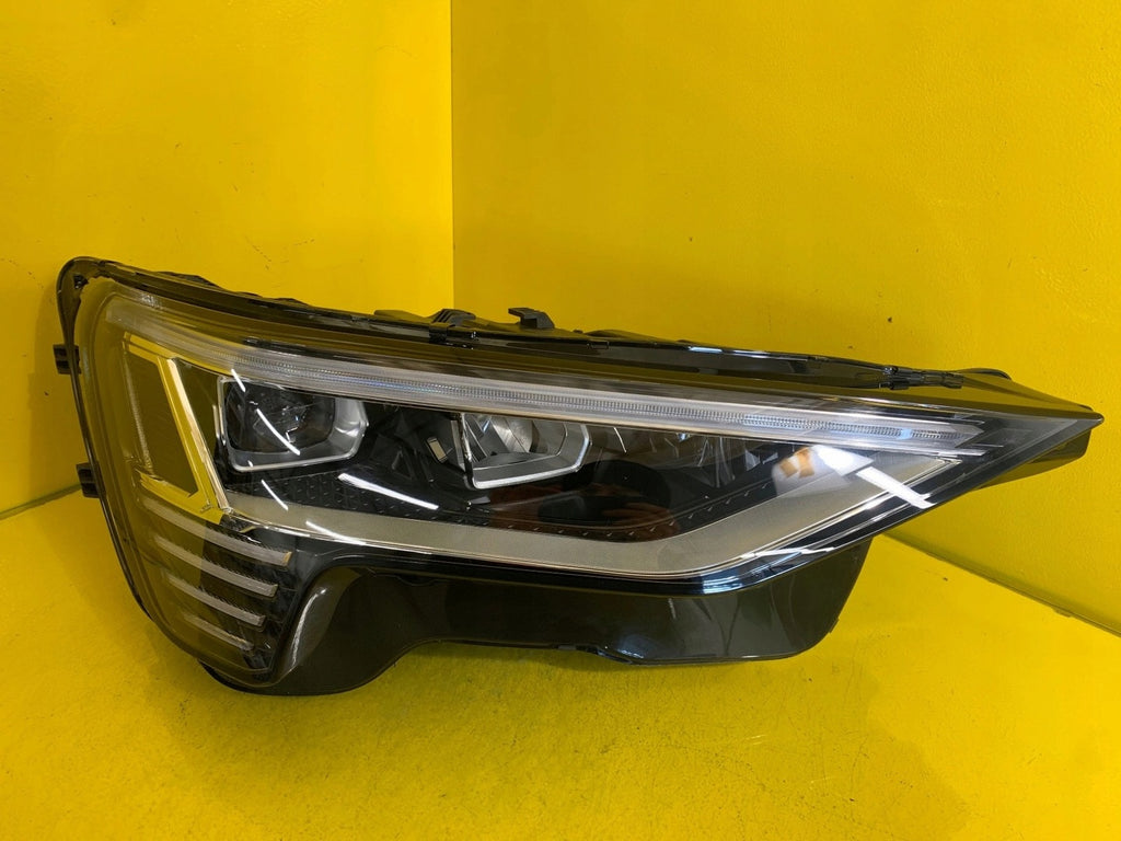 Frontscheinwerfer Audi E-Tron 4KE941040D LED Rechts Scheinwerfer Headlight