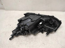 Load image into Gallery viewer, Frontscheinwerfer Toyota Yaris Cross Rechts Scheinwerfer Headlight SCH7421623725gq