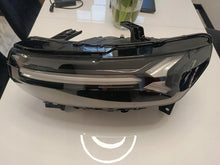 Load image into Gallery viewer, Frontscheinwerfer Dacia Duster 260603515R LED Links Scheinwerfer Headlight