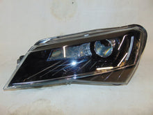 Laden Sie das Bild in den Galerie-Viewer, Frontscheinwerfer Skoda Superb III 3V1941015B Xenon Links Scheinwerfer Headlight