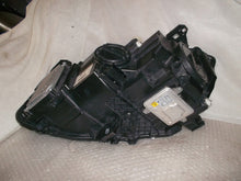 Laden Sie das Bild in den Galerie-Viewer, Frontscheinwerfer Mercedes-Benz W176 A1768201261 Bi-Xenon Ein Satz Headlight SCH5941232340it