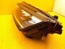 Laden Sie das Bild in den Galerie-Viewer, Frontscheinwerfer Skoda Octavia IV 5E4941015 LED Ein Stück (Rechts oder Links) SCH3801088430st