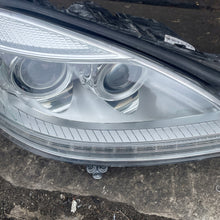 Laden Sie das Bild in den Galerie-Viewer, Frontscheinwerfer Mercedes-Benz W221 A2218202839 Xenon Rechts Headlight SCH3065415920uw