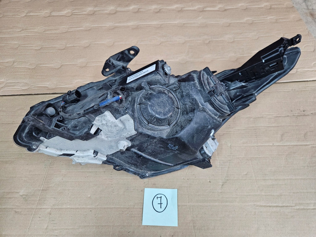 Frontscheinwerfer Toyota Avensis 7142210 Rechts Scheinwerfer Headlight