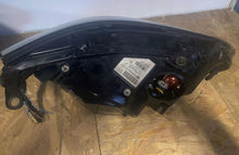 Laden Sie das Bild in den Galerie-Viewer, Frontscheinwerfer BMW E60 1ZS009994-01 Xenon Links Scheinwerfer Headlight SCH9470951408fw