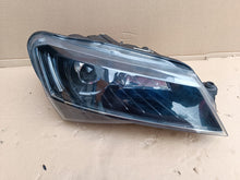 Load image into Gallery viewer, Frontscheinwerfer Skoda Superb III 3V1941016B Xenon Rechts Headlight