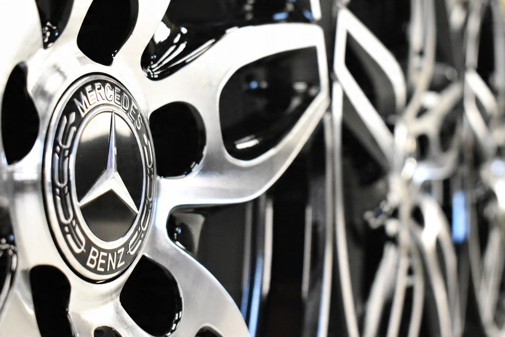 4x Alufelge 18 Zoll 7.5" 5x112 52ET Glanz Schwarz A1764010700 Mercedes-Benz Vito