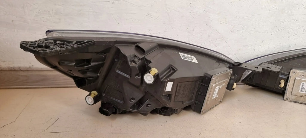 Frontscheinwerfer Ford Focus MX7B-13E015-ED LED Ein Stück (Rechts oder Links) SCH8076556599sh