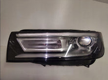 Laden Sie das Bild in den Galerie-Viewer, Frontscheinwerfer Audi Q5 80A941005 LED Links Scheinwerfer Headlight