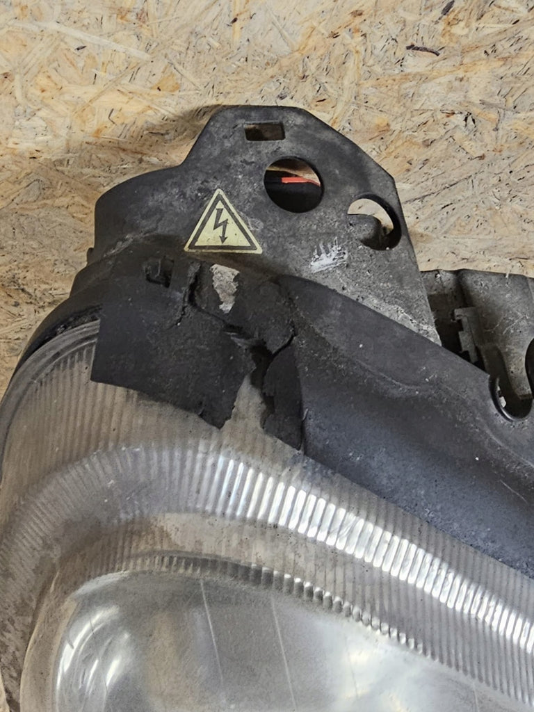 Frontscheinwerfer Mercedes-Benz W220 A2208204461 Rechts Scheinwerfer Headlight SCH4092045798qt