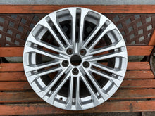 Load image into Gallery viewer, 1x Alufelge 18 Zoll 8.0&quot; 5x112 31ET Glanz Silber 8W0601025EE Audi A4 B9