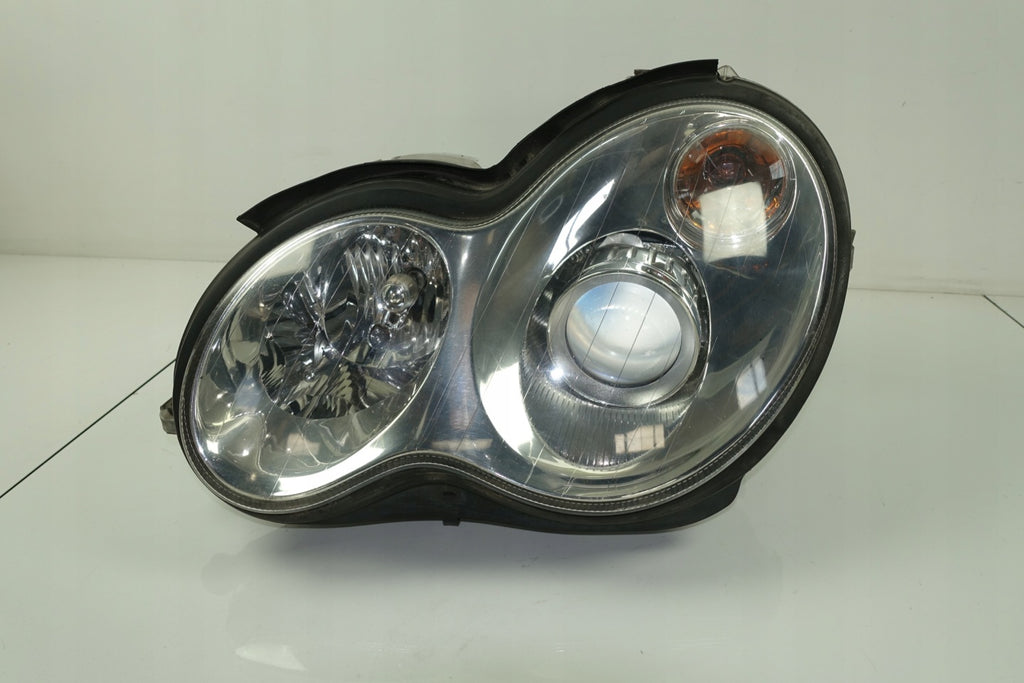 Frontscheinwerfer Mercedes-Benz W203 2038203761 Xenon Links Headlight SCH9851155468bo