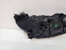 Laden Sie das Bild in den Galerie-Viewer, Frontscheinwerfer Tesla 3 1760888-00-F Ein Stück (Rechts oder Links) Headlight