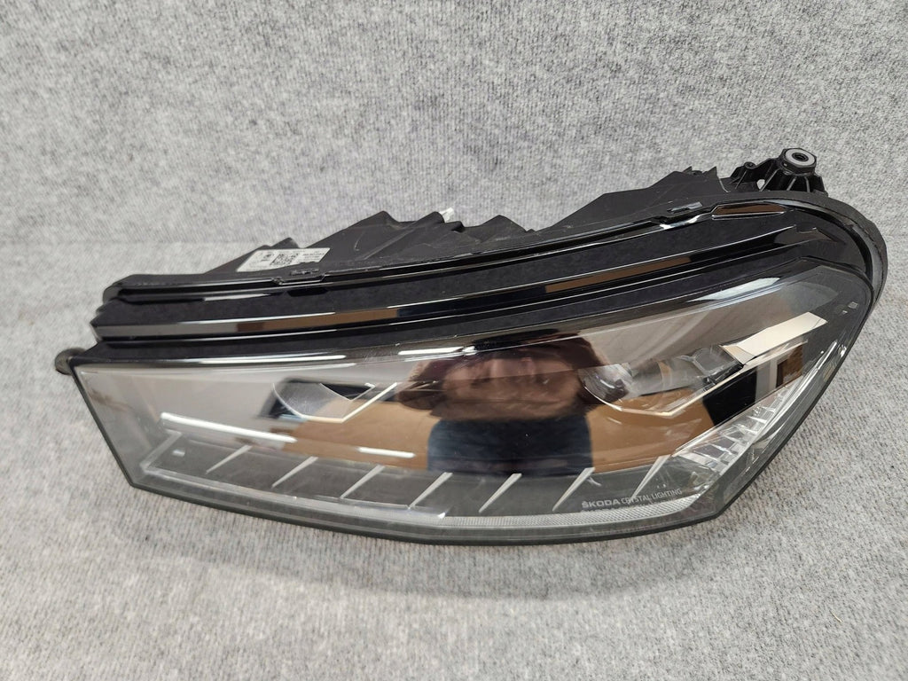Frontscheinwerfer Skoda Fabia IV 6VB941015B LED Links Scheinwerfer Headlight SCH6832189367lr