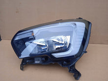 Load image into Gallery viewer, Frontscheinwerfer Renault Master 260607867R Links Scheinwerfer Headlight