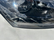 Laden Sie das Bild in den Galerie-Viewer, Frontscheinwerfer Skoda Fabia IV 6V0941016B Rechts Scheinwerfer Headlight SCH3382181573fz