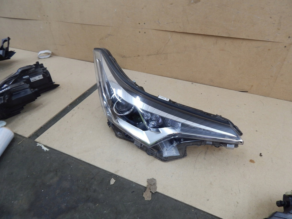 Frontscheinwerfer Toyota C-Hr Chr 81110-F4031-00 Rechts Scheinwerfer Headlight SCH6224297067it