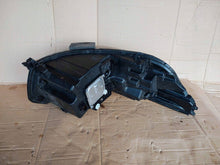 Laden Sie das Bild in den Galerie-Viewer, Frontscheinwerfer Renault Trafic III 260601790R 000047261EX01472101 LED Links SCH7119701982me