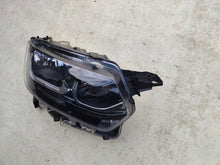 Laden Sie das Bild in den Galerie-Viewer, Frontscheinwerfer Toyota Proace City 9835780580 Rechts Scheinwerfer Headlight SCH9356537702ps