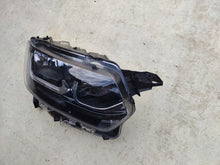 Laden Sie das Bild in den Galerie-Viewer, Frontscheinwerfer Toyota Proace City 9835780580- Rechts Scheinwerfer Headlight SCH8156875475td