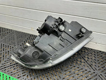 Laden Sie das Bild in den Galerie-Viewer, Frontscheinwerfer BMW 3 E91 E90 89318911 Links Scheinwerfer Headlight SCH2318823870el