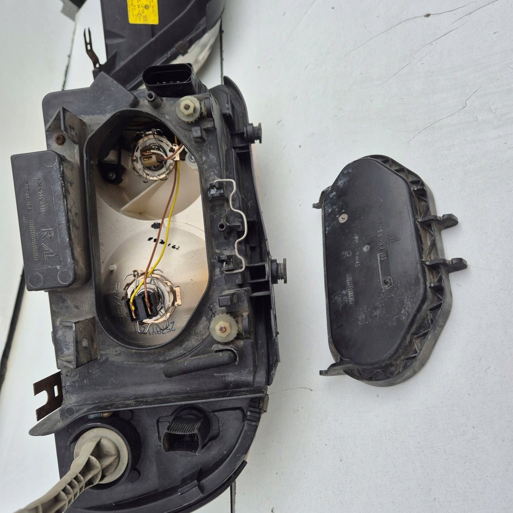 Frontscheinwerfer VW Sharan 7M3941016AD 7M3941015AD Ein Satz Headlight SCH9054649473km